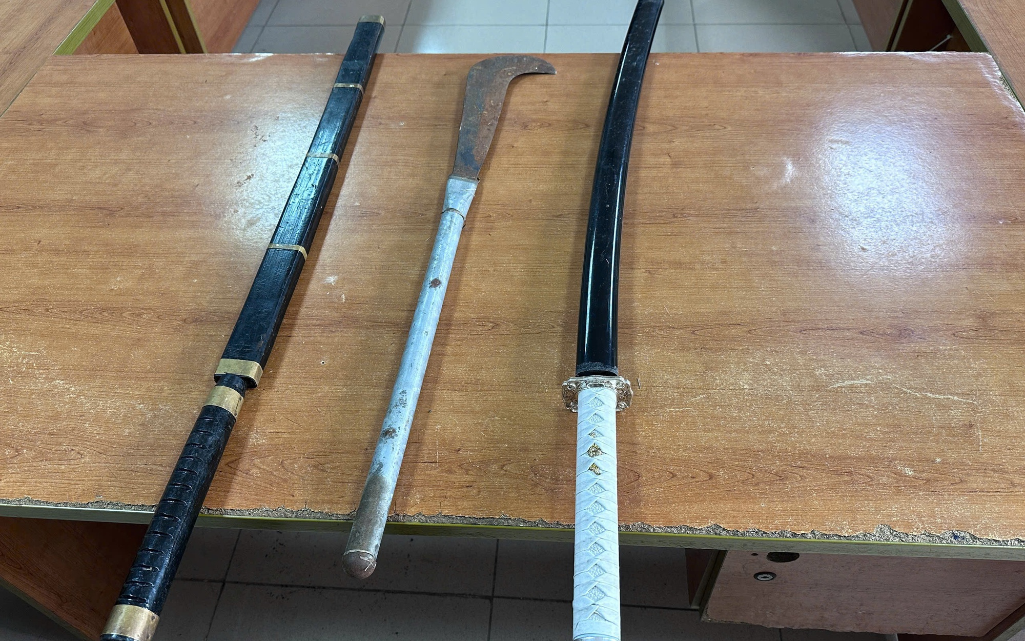 Ghen tuông, 2 thiếu nữ 16 tuổi huy động 70 thanh, thiếu niên đến hỗn chiến