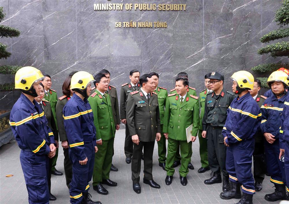 Đội cứu nạn, cứu hộ khắc phục hậu quả động đất ở Myanmar "giúp bạn như giúp mình"- Ảnh 1.