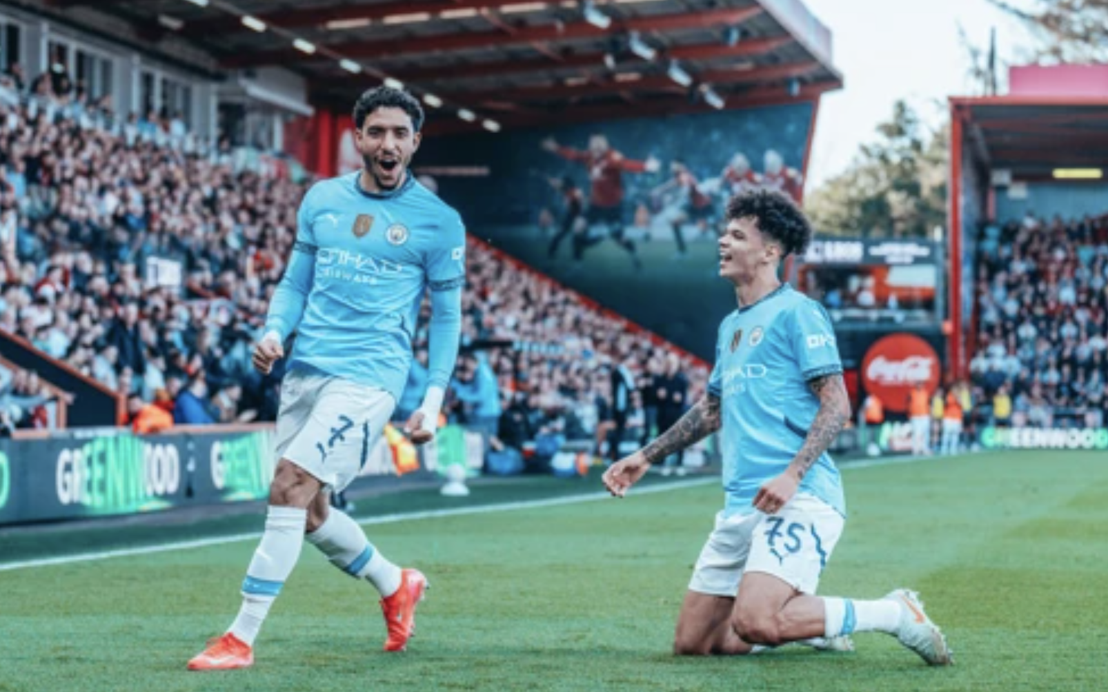 Ngược dòng hạ Bournemouth, Man City bùng nổ ở tứ kết FA Cup