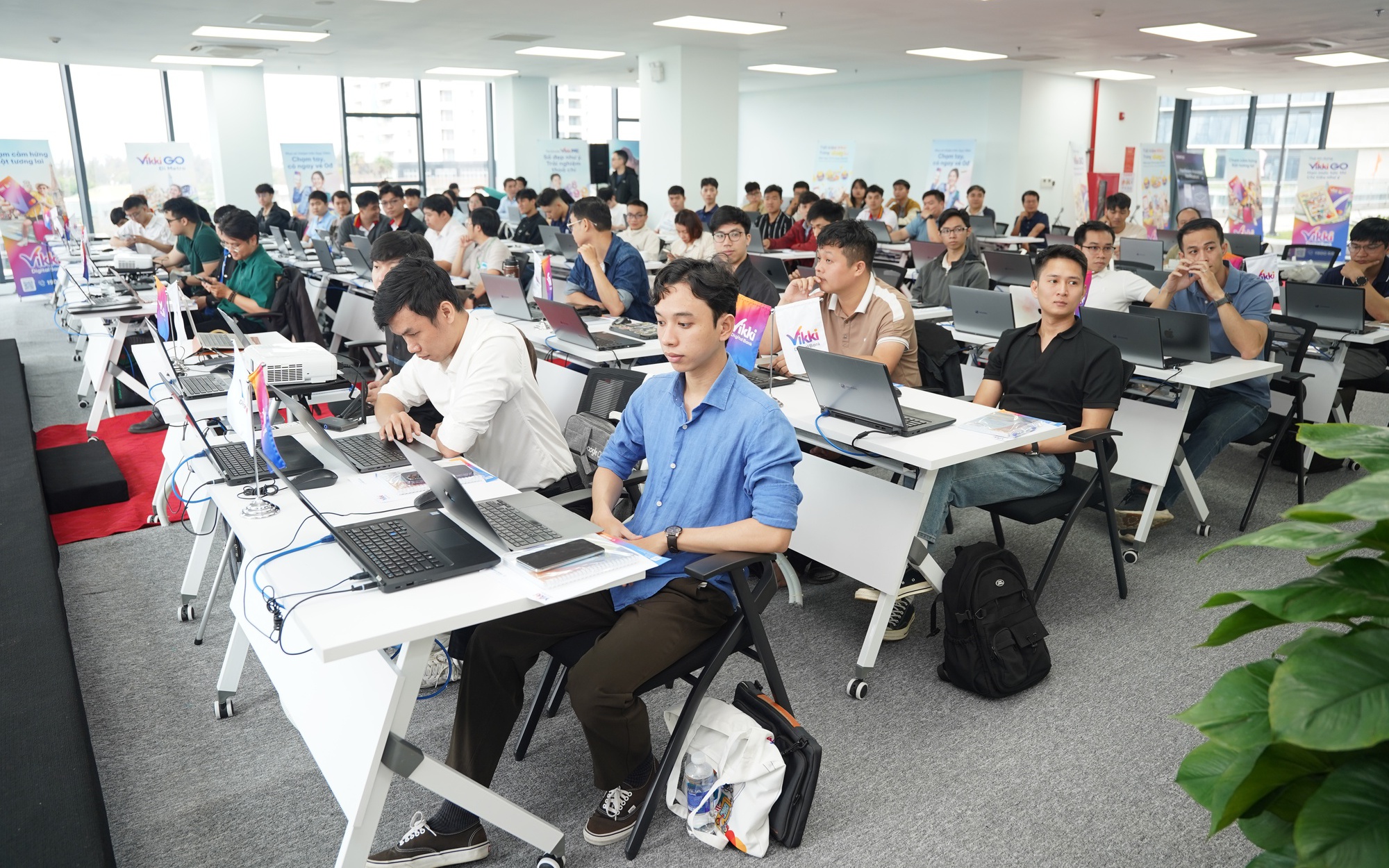 Ngân hàng Số Vikki và Đà Nẵng hợp tác phát triển nhân lực ngành bán dẫn và trí tuệ nhân tạo
