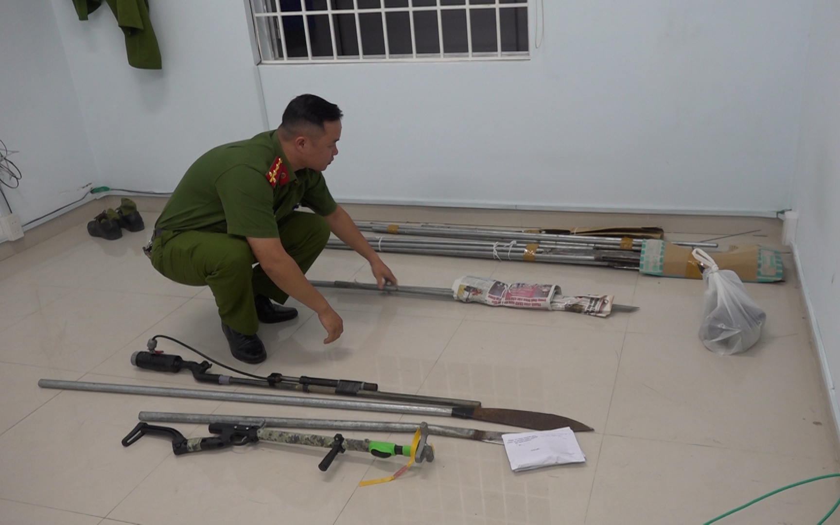 Triệu tập 80 đối tượng của 2 nhóm hỗn chiến trên Quốc lộ 1