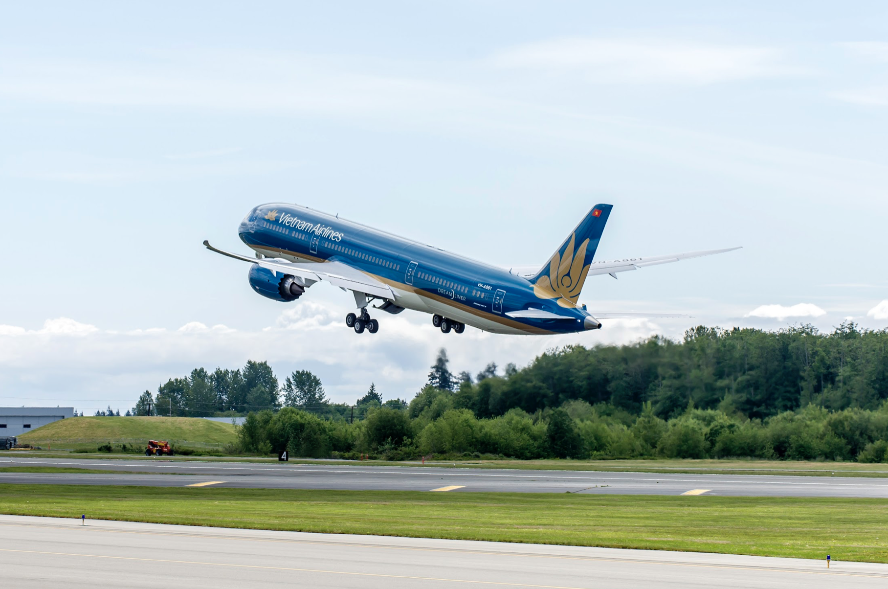 Vietnam Airlines công bố lợi nhuận cao nhất trong lịch sử của hãng- Ảnh 1.