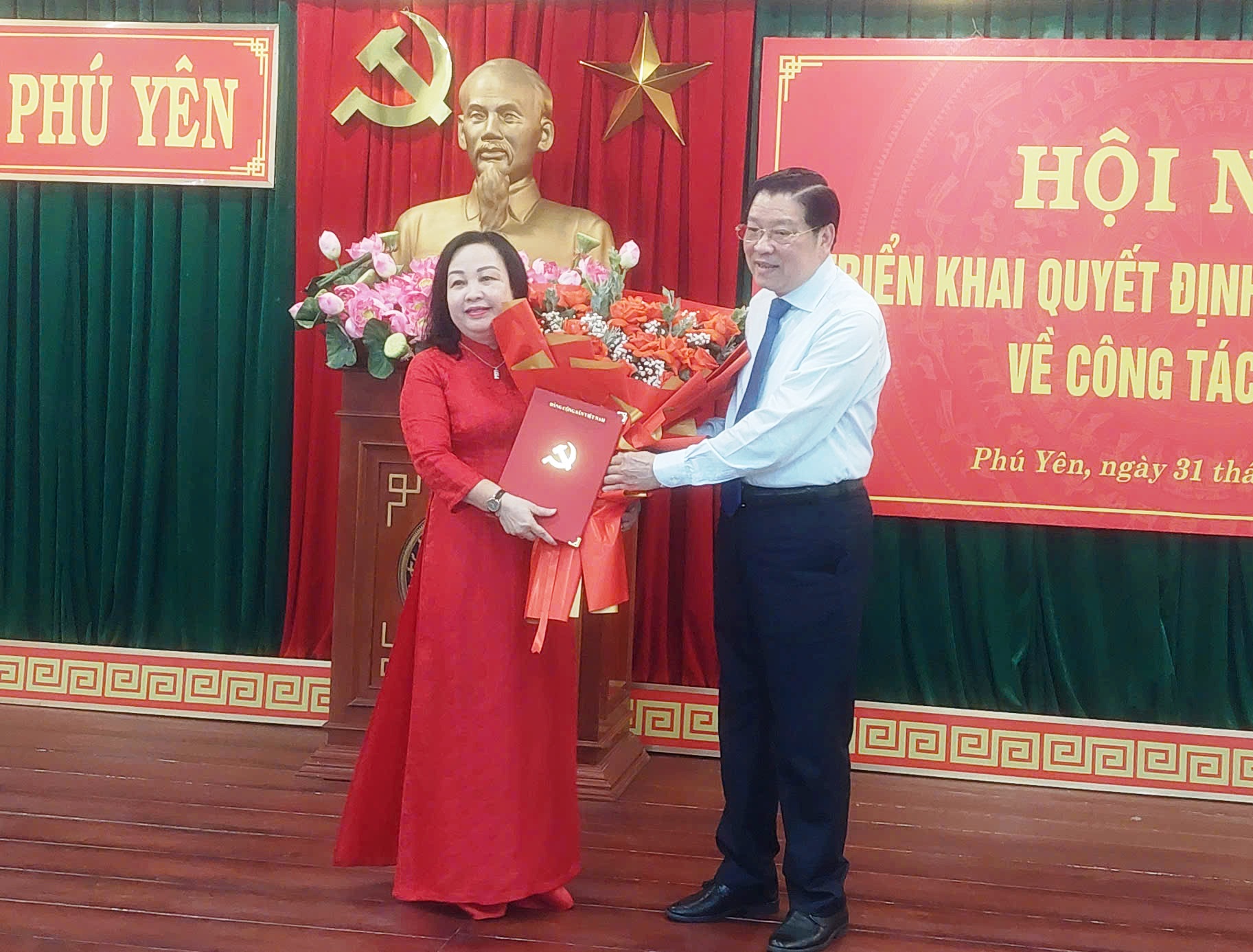 Lần đầu tiên Phú Yên có nữ Bí thư Tỉnh ủy- Ảnh 1.