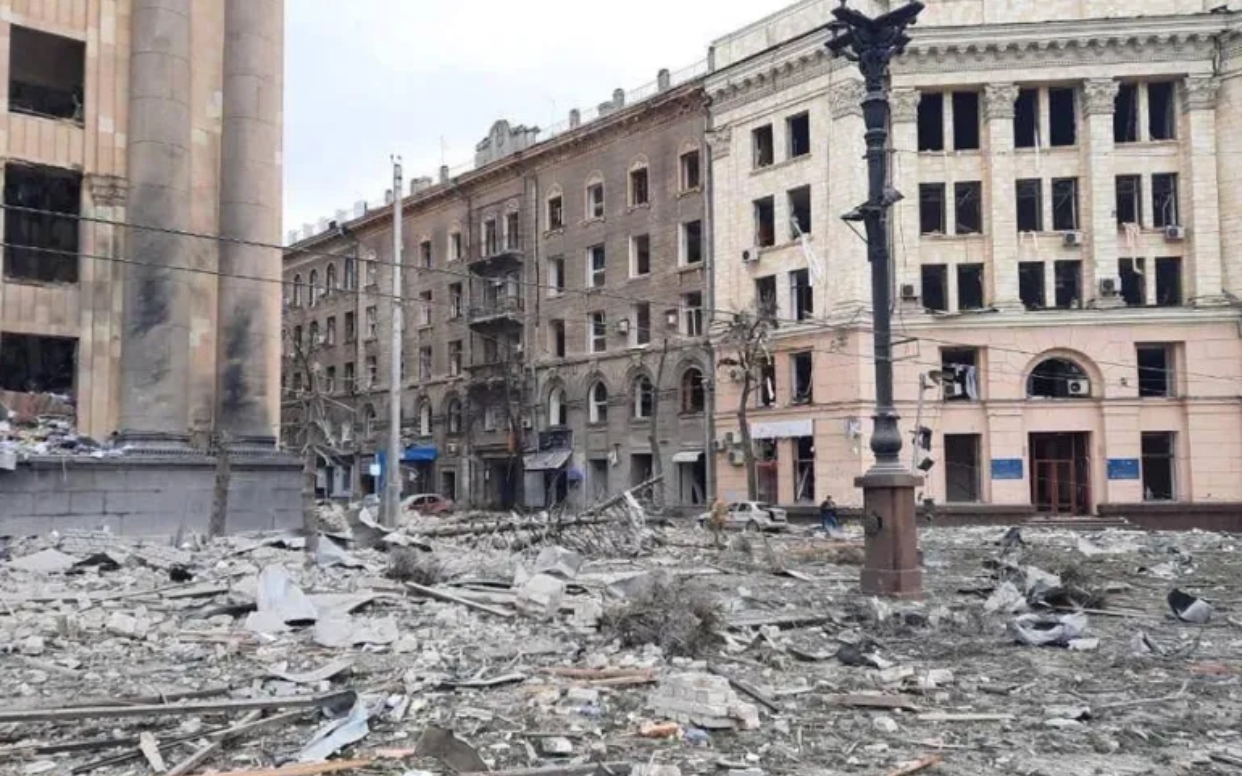 Ukraine nói Nga tấn công liên tiếp vào Kharkiv