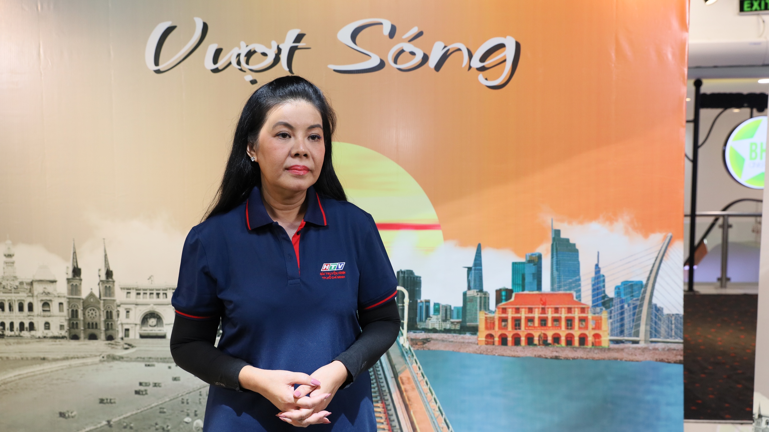 "Vượt sóng": Chuyện về thành phố 50 mùa hoa- Ảnh 7.