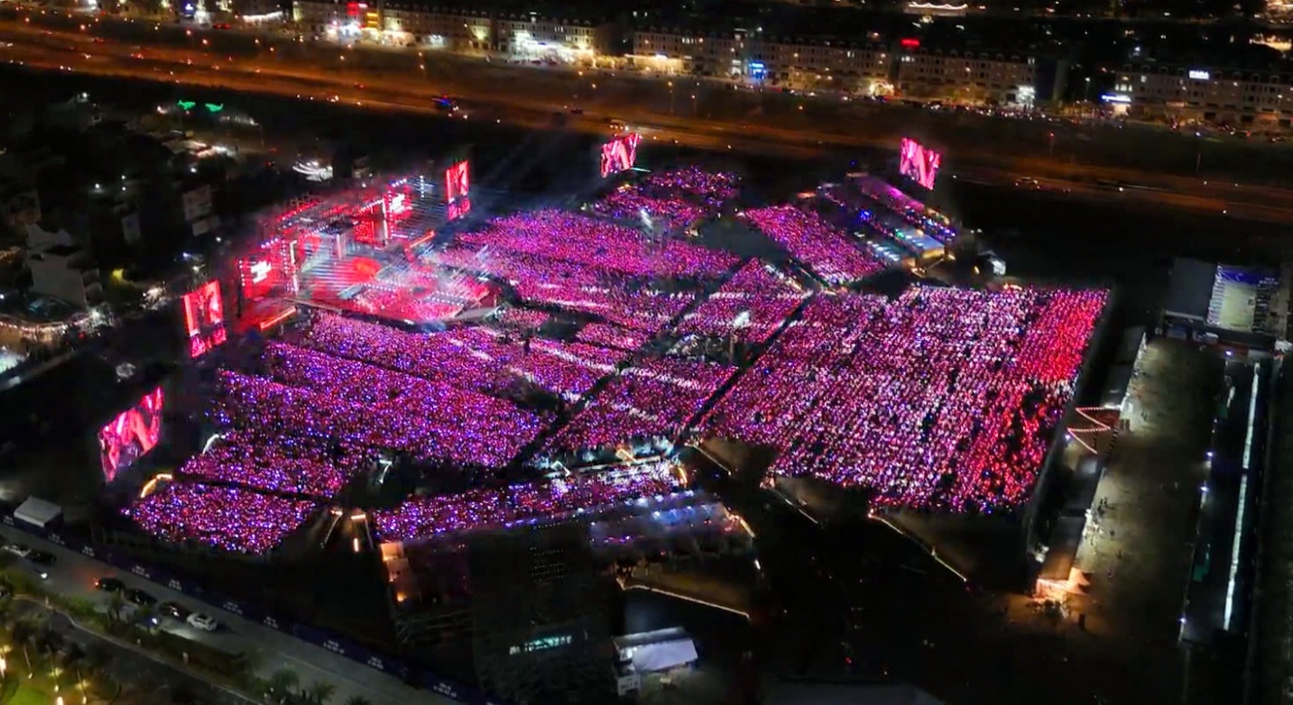 A large area with many lights AI-generated content may be incorrect.