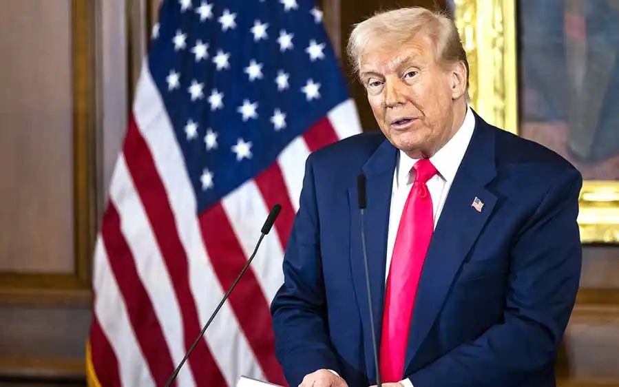 Tổng thống Donald Trump dọa ném bom nếu Iran không ký thỏa thuận hạt nhân