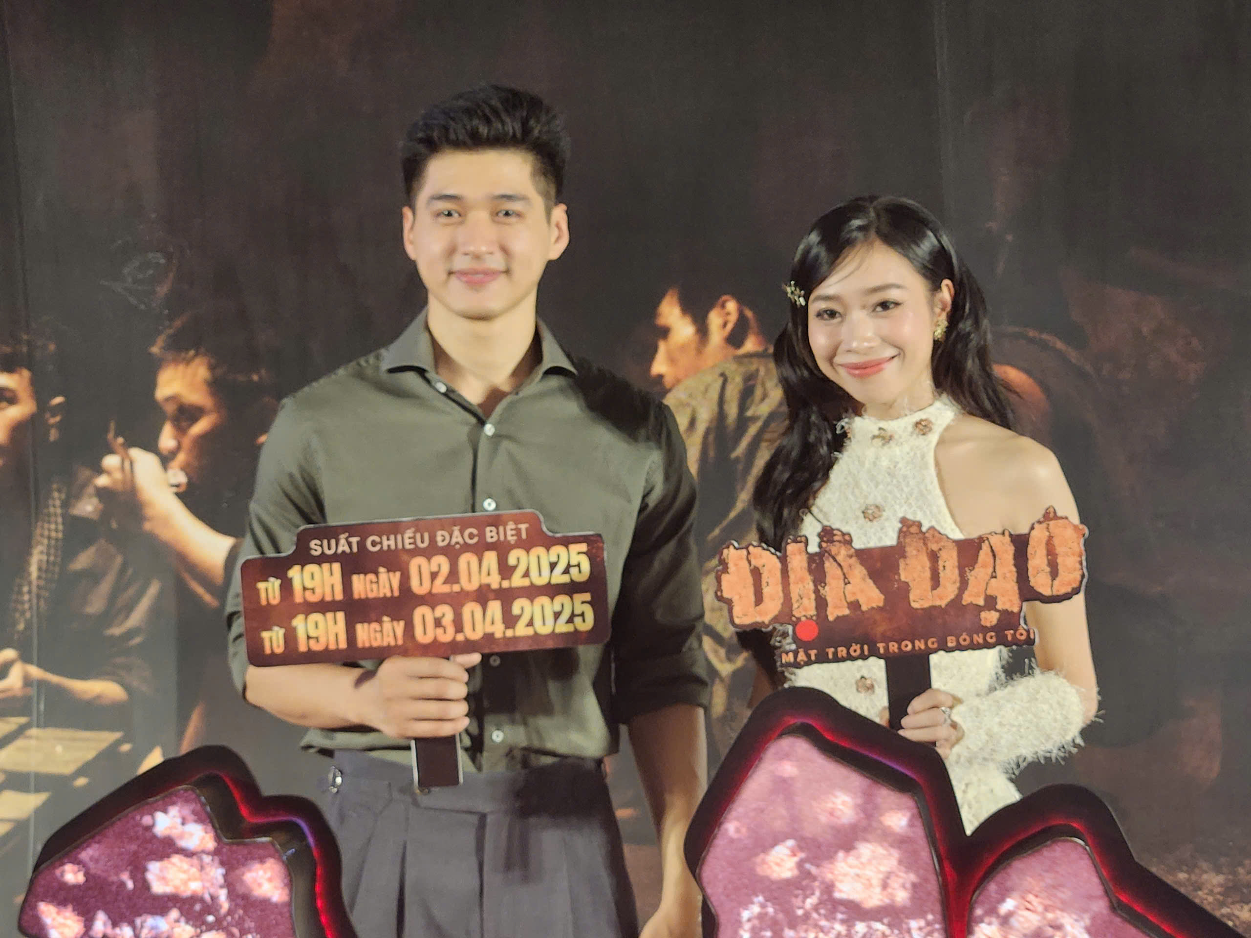 NSND Mỹ Uy&ecirc;n, NSƯT Hạnh Th&uacute;y&hellip; mừng cho Th&aacute;i H&ograve;a, Quang Tuấn- Ảnh 5.