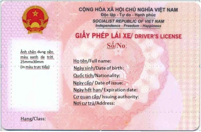 Giấy ph&eacute;p l&aacute;i xe Bộ C&ocirc;ng an cấp đổi sang m&agrave;u hồng- Ảnh 1.