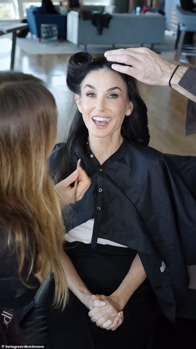 Demi Moore ph&aacute; vỡ im lặng sau c&uacute; sốc vuột Oscar- Ảnh 2.