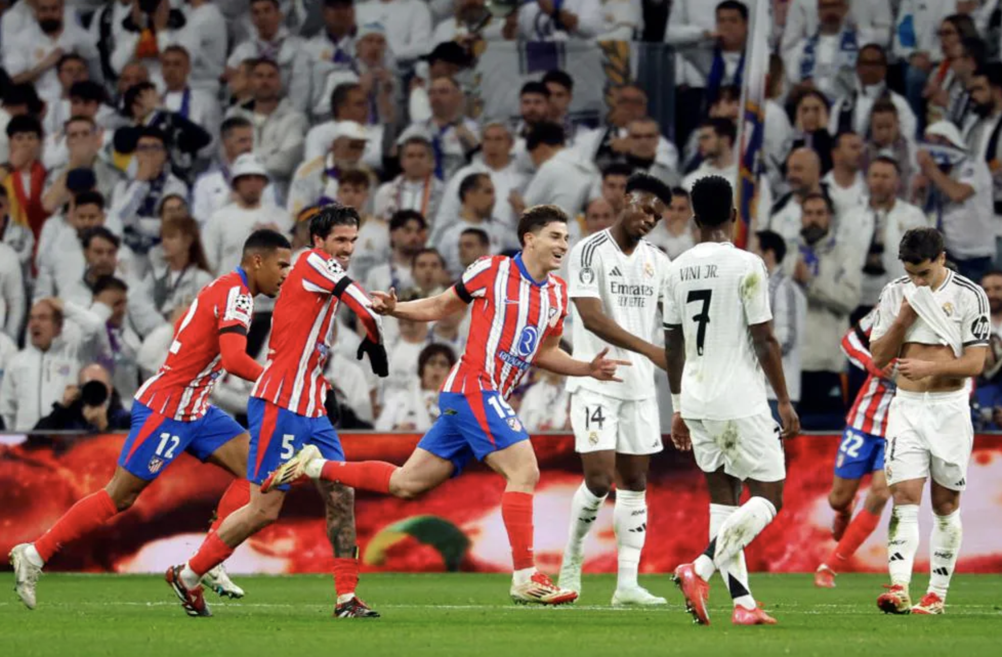 Atletico Madrid gục ng&atilde; derby, Real Madrid chiếm ưu thế Champions League- Ảnh 3.
