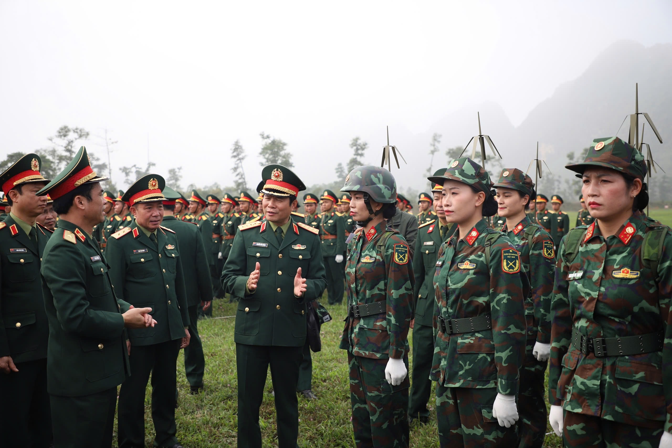 VIDEO: Hợp luyện diễu binh kỷ niệm 50 năm Ngày giải phóng miền Nam, thống nhất đất nước- Ảnh 19.