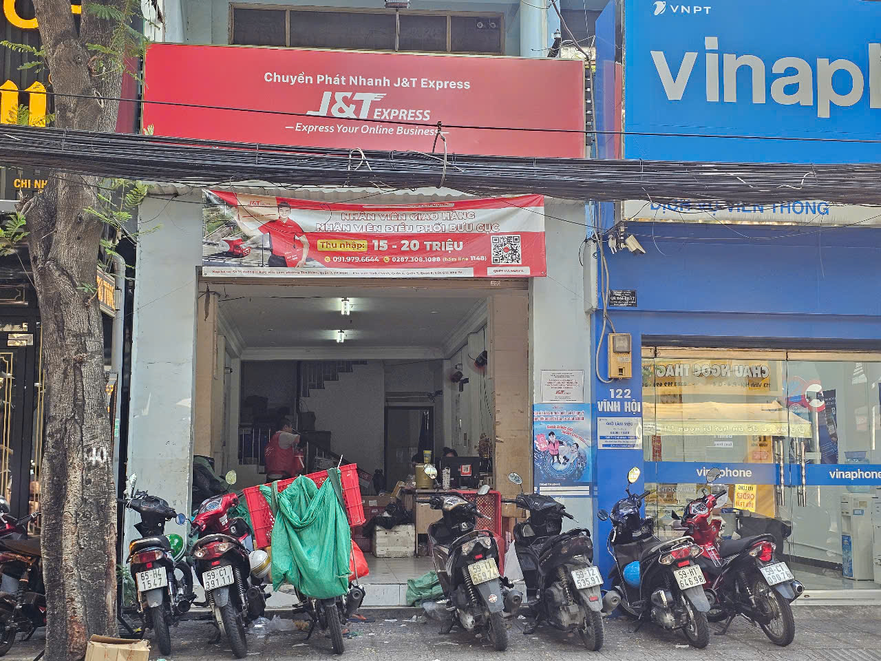 Chuyện lạ: Giữa l&agrave;n s&oacute;ng trả mặt bằng, c&aacute;c kho h&agrave;ng lại gi&agrave;nh nhau mặt tiền đắc địa- Ảnh 3.