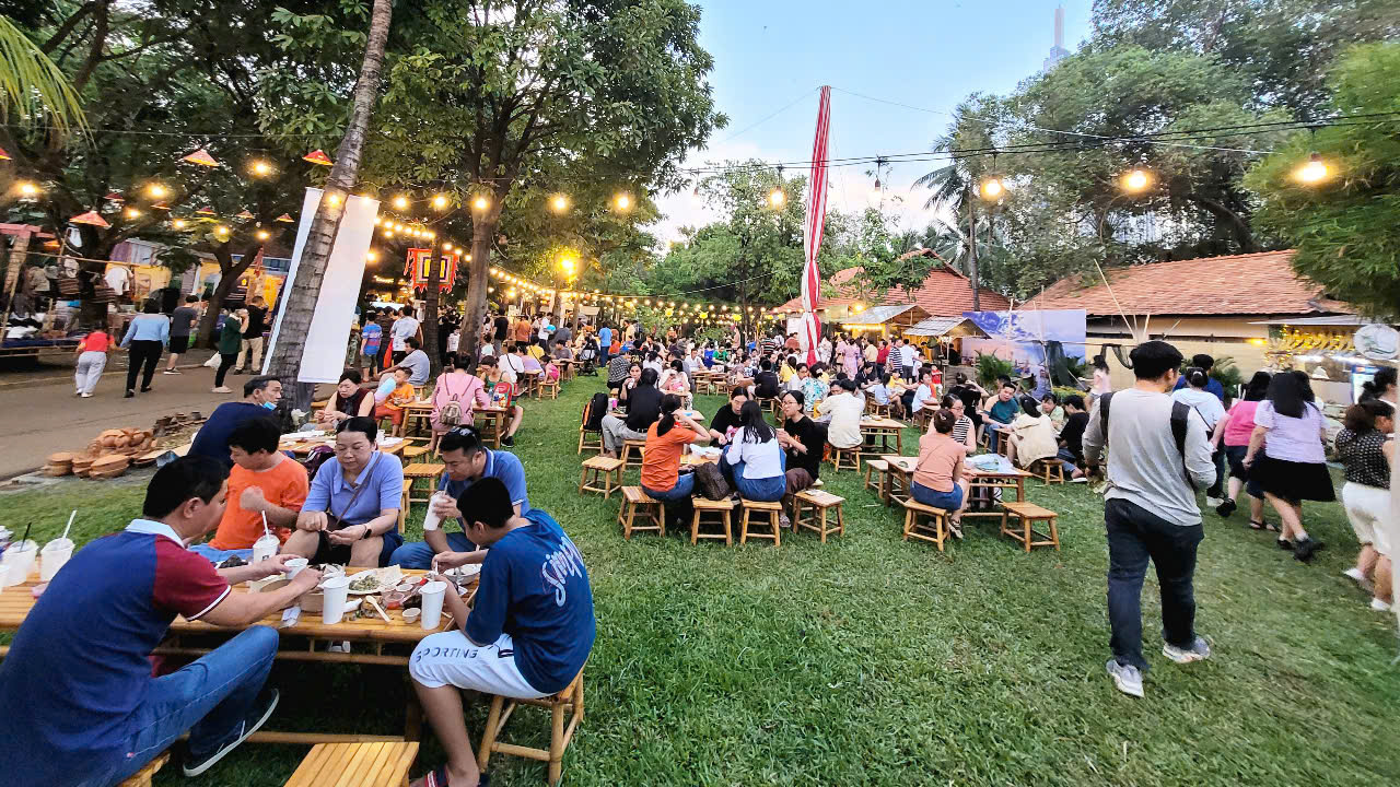 Việc mang lễ hội quảng b&aacute; tại thị trường quốc tế nằm trong kế hoạch của Saigontourist Group