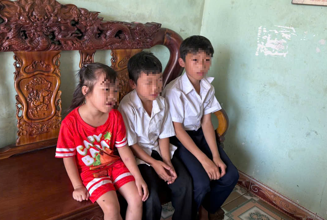 3 ch&aacute;u nhỏ đạp xe gần 50km v&igrave; nhớ cha: Thiếu thốn t&igrave;nh cảm của cha mẹ!- Ảnh 3.