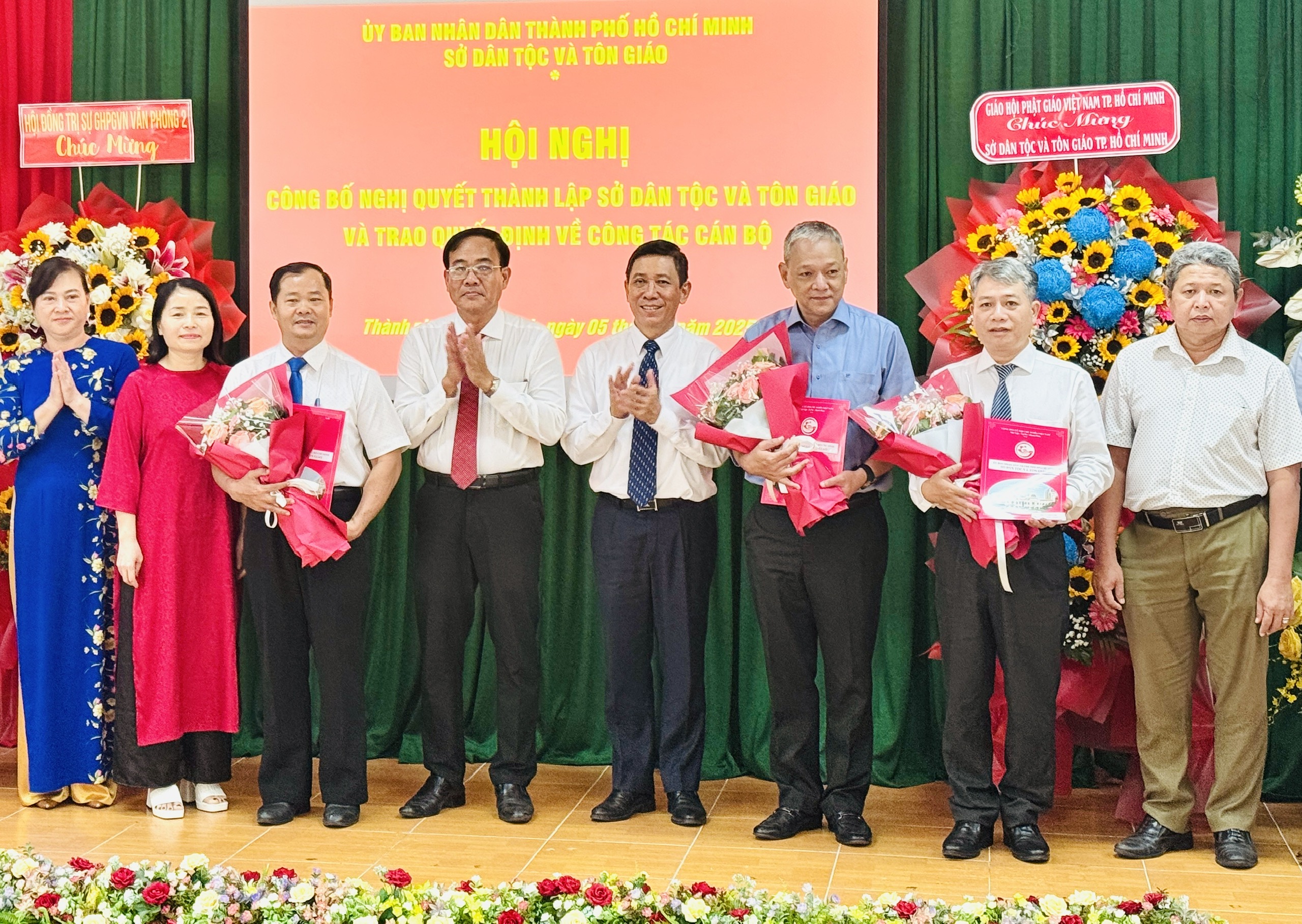 TP HCM: C&ocirc;ng bố nh&acirc;n sự l&atilde;nh đạo Sở D&acirc;n tộc v&agrave; T&ocirc;n gi&aacute;o- Ảnh 1.