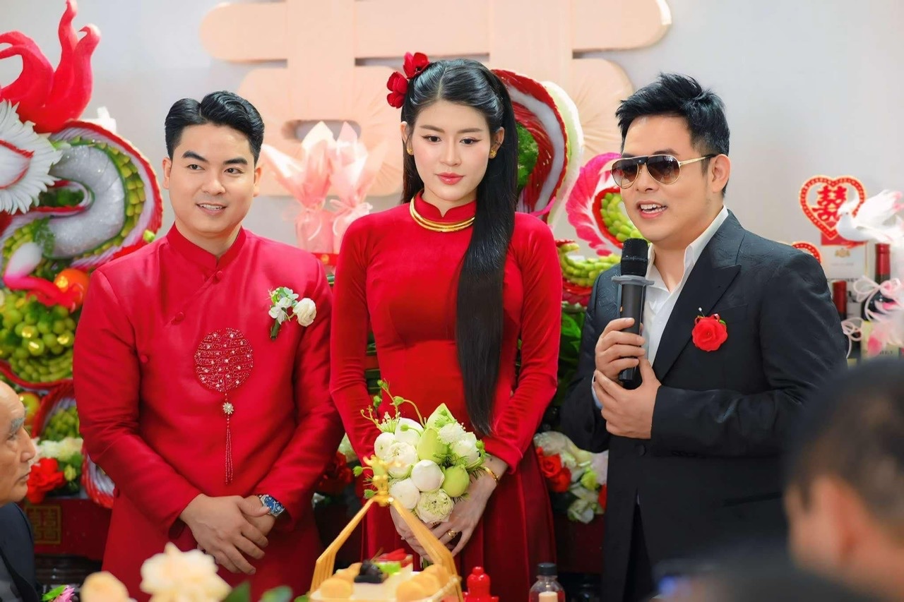 Quang L&ecirc; tặng cho người quản l&yacute; nửa tỉ đồng l&agrave;m của hồi m&ocirc;n- Ảnh 4.