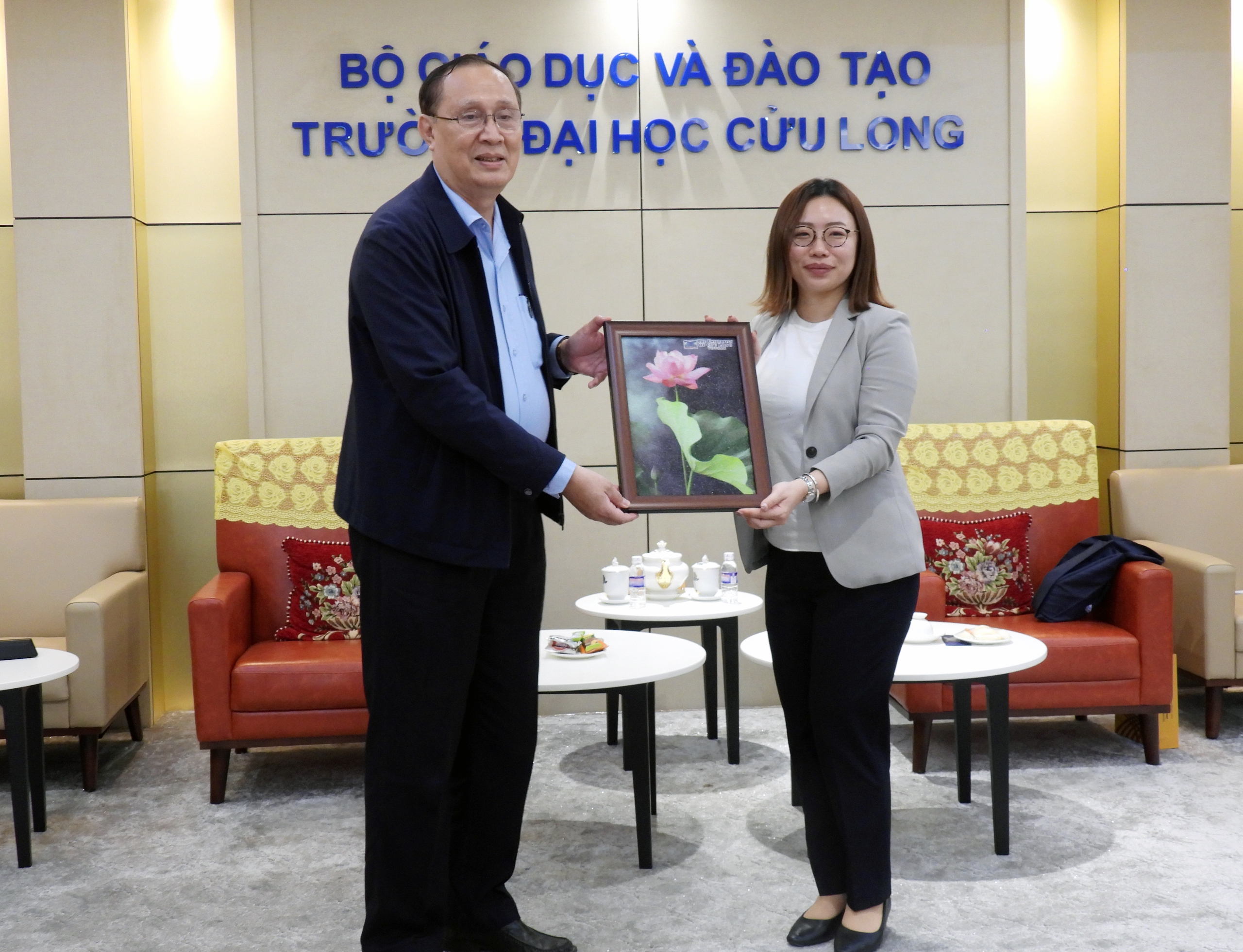 Trường ĐH Cửu Long l&agrave;m việc với Trường ĐH Quốc tế Kobe- Ảnh 3.