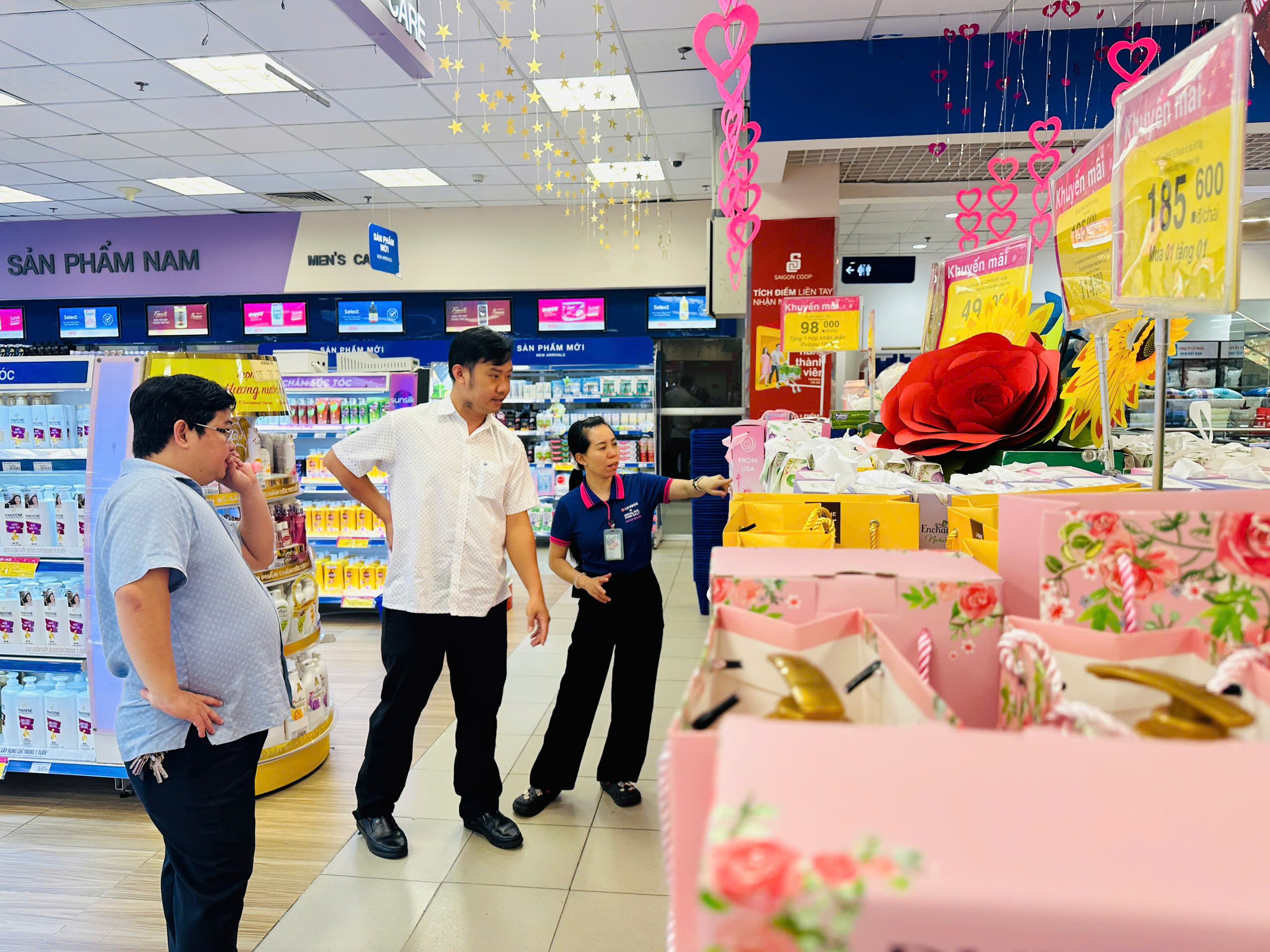 Co.opmart, Co.opXtra mở hội tr&aacute;i c&acirc;y nhập khẩu đ&oacute;n 8-3- Ảnh 2.