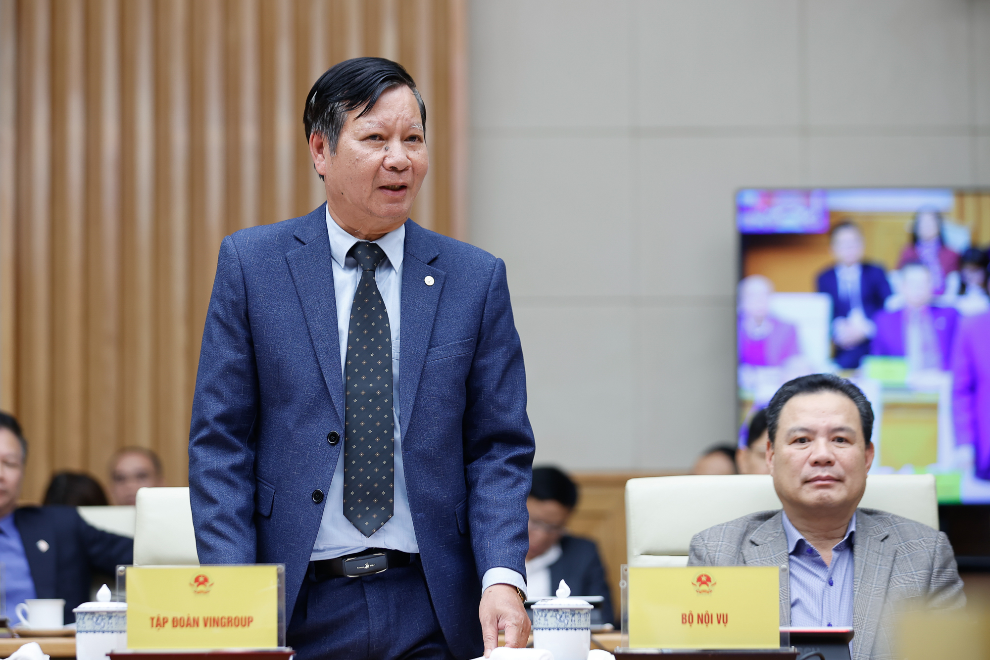 Thủ tướng y&ecirc;u cầu cắt giảm &iacute;t nhất 30% thủ tục h&agrave;nh ch&iacute;nh li&ecirc;n quan nh&agrave; ở x&atilde; hội- Ảnh 3.