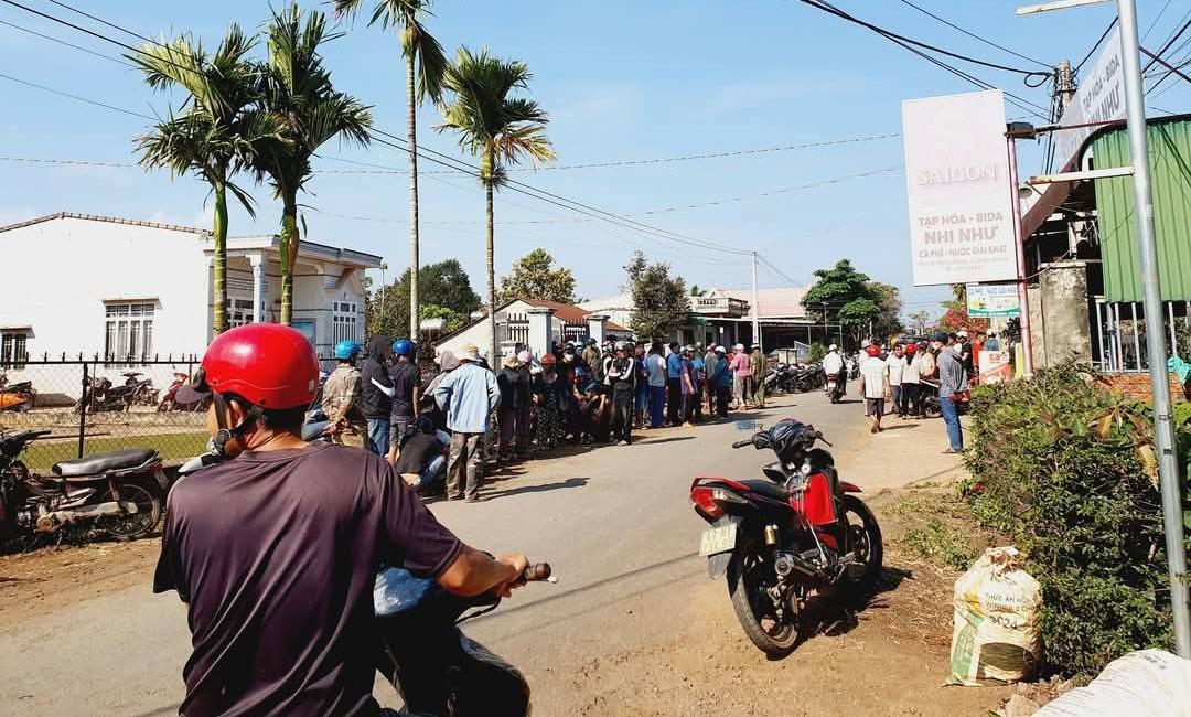 Nam thanh ni&ecirc;n sang tận nh&agrave; s&aacute;t hại người y&ecirc;u rồi đến c&ocirc;ng an đầu th&uacute; - Ảnh 1.