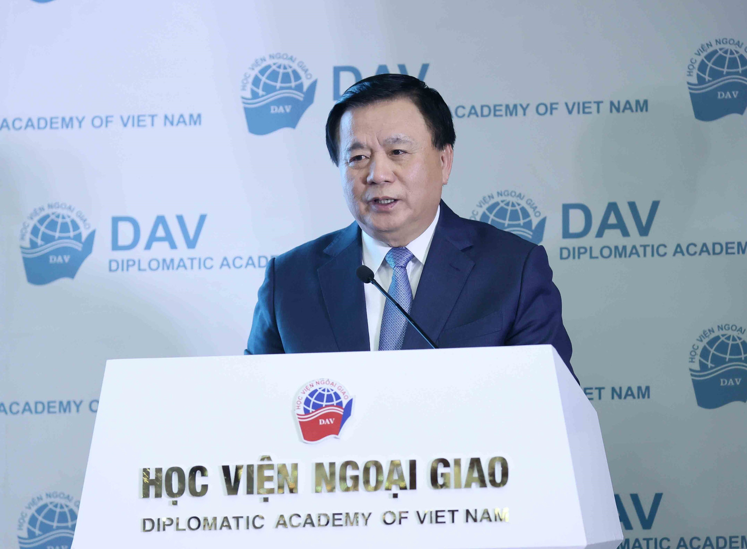 Đối ngoại v&agrave; ngoại giao Việt Nam trong kỷ nguy&ecirc;n vươn m&igrave;nh- Ảnh 4.
