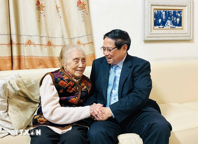 Thủ tướng Phạm Minh Ch&iacute;nh thăm nguy&ecirc;n Ph&oacute; Chủ tịch nước Nguyễn Thị B&igrave;nh- Ảnh 2.