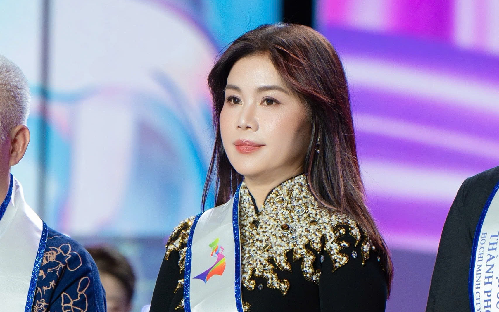 "Đại sứ" Phạm Kim Nhung với khát vọng đưa áo dài ra thế giới

