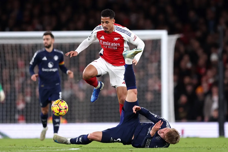 Soi tỉ số trận Manchester United - Arsenal: Không hứa hẹn nhiều bàn thắng- Ảnh 1.