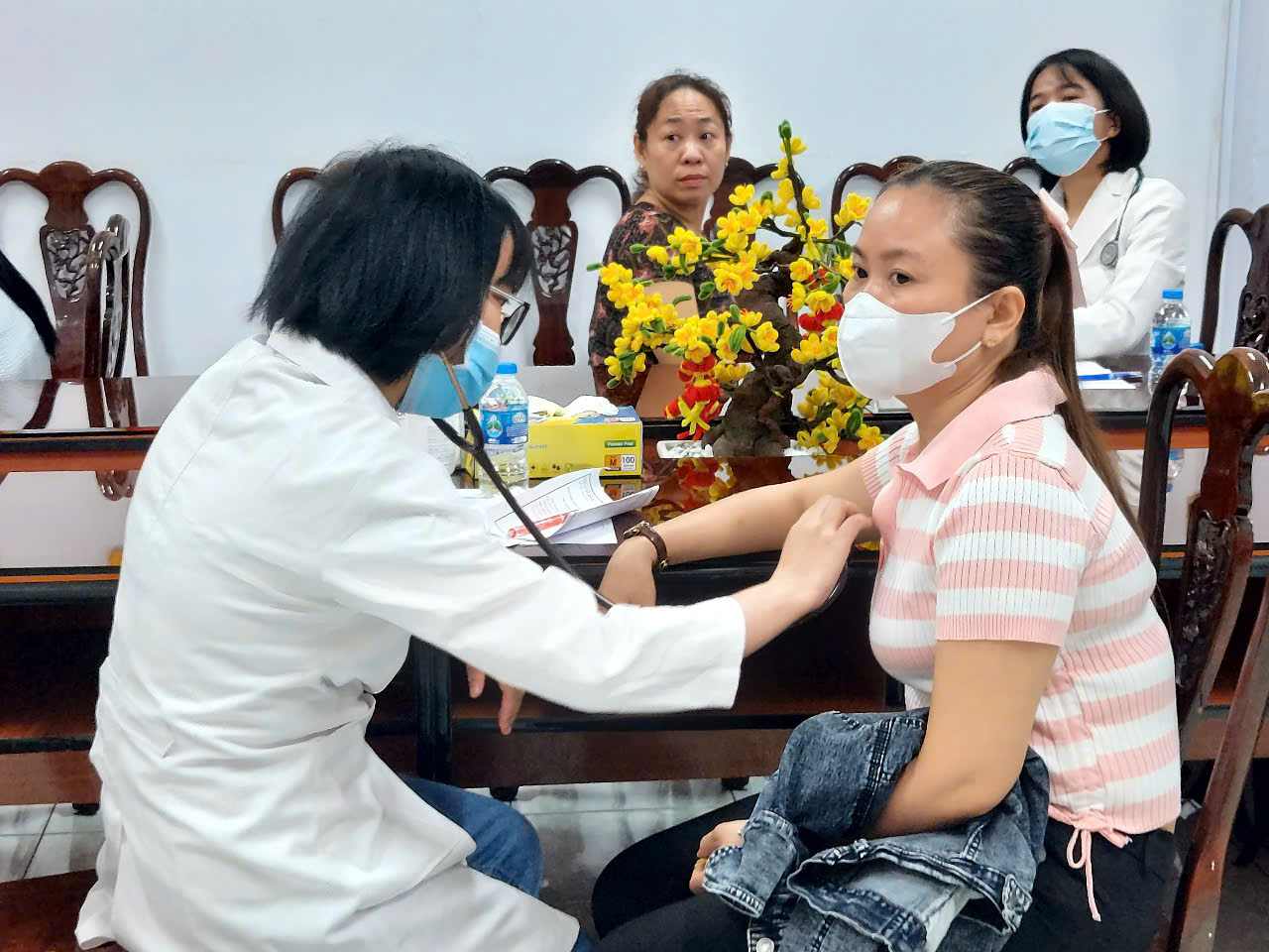 Ng&agrave;y hội nữ CNVC-LĐ: Gắn kết, sẻ chia, tiếp sức lao động nữ- Ảnh 2.