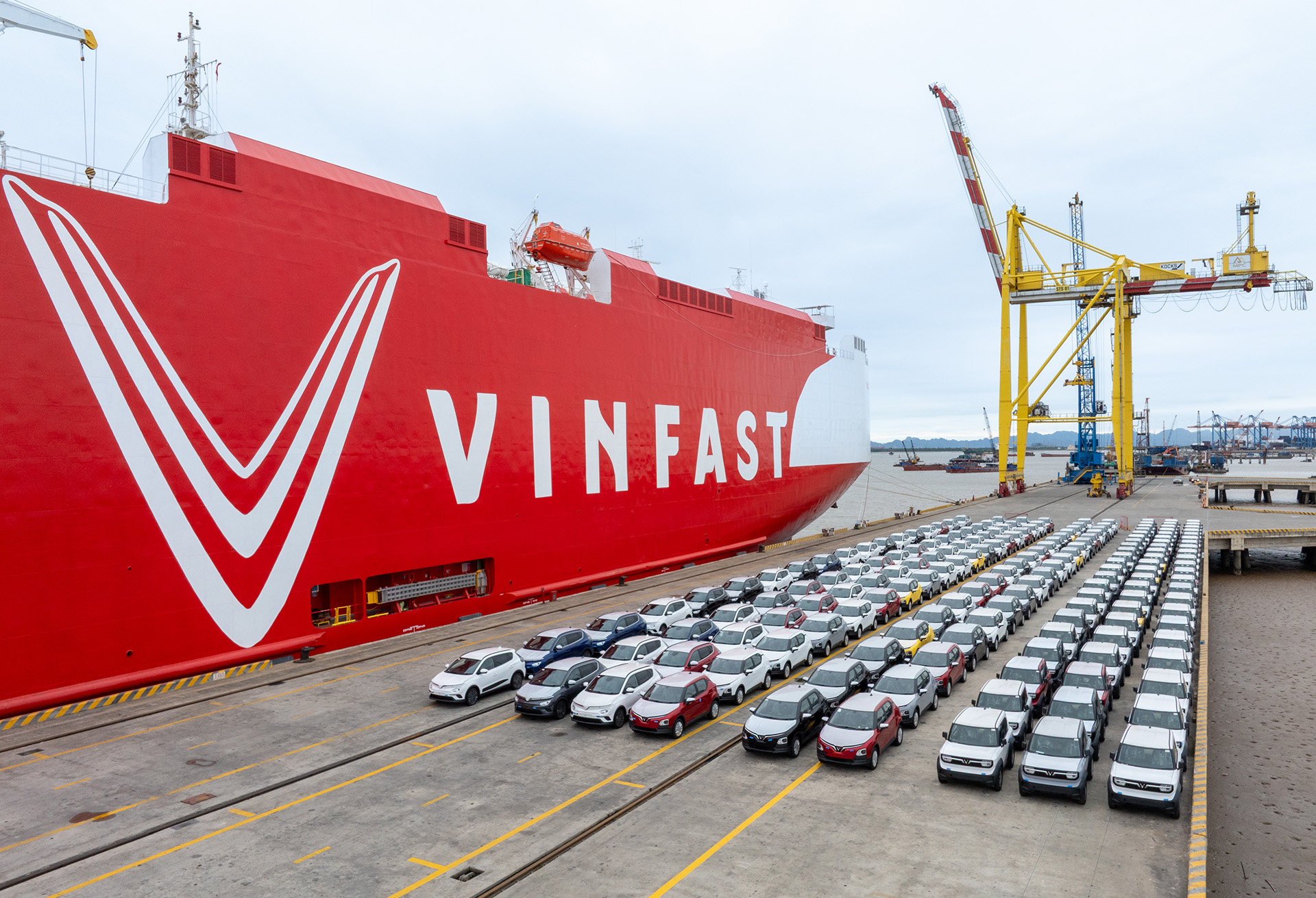 2.500 &ocirc; t&ocirc; điện VinFast l&ecirc;n đường tới Indonesia- Ảnh 1.