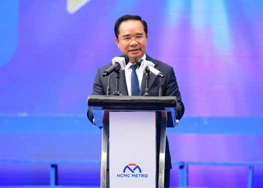Chủ tịch UBND TP HCM Nguyễn Văn Được gửi lời cảm ơn các cấp lãnh đạo Việt Nam và Chính phủ Nhật Bản đã đồng hành với dự án Ảnh: HOÀNG TRIỀU