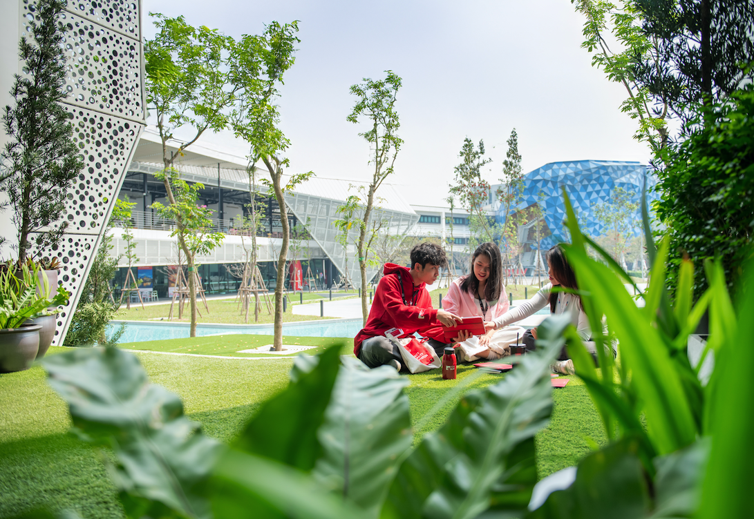 Trường ĐH Anh Quốc Việt Nam khánh thành giai đoạn 2 của học xá 165 triệu USD- Ảnh 2.