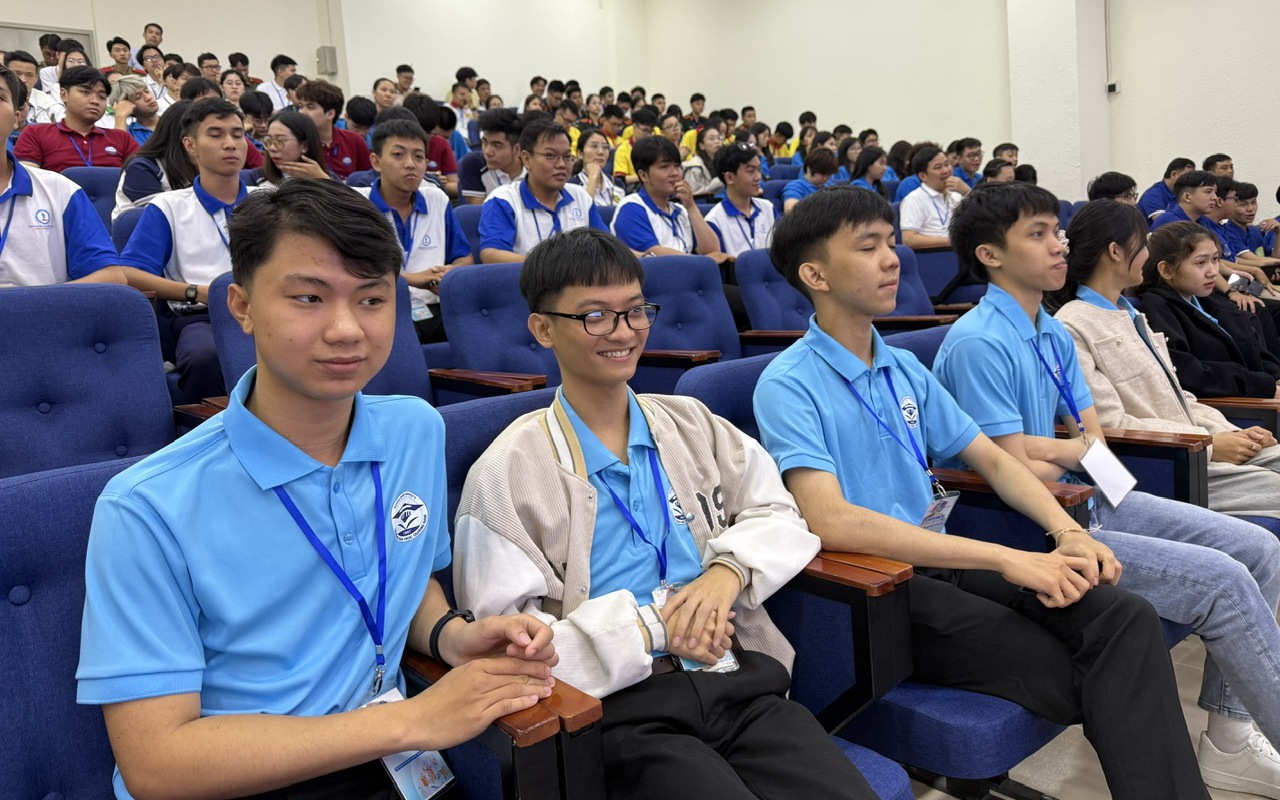 650 sinh viên thi Olympic Toán học sinh viên, học sinh