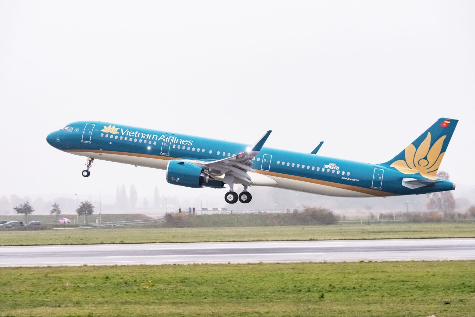 Vietnam Airlines sẽ mua 50 máy bay trị giá gần 3,7 tỉ USD như thế nào?- Ảnh 2.