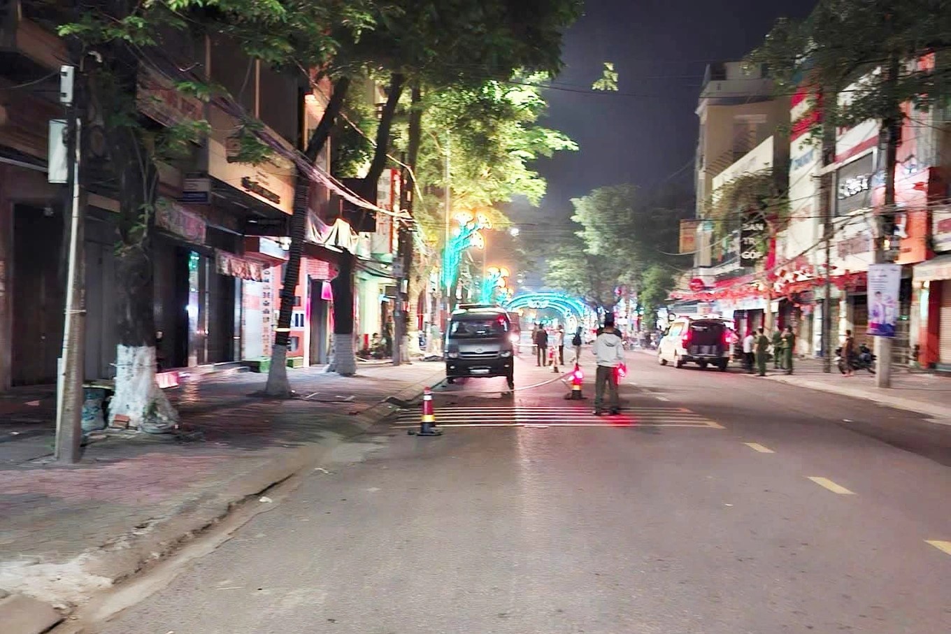 Công an Quảng Ngãi thông tin vụ thiếu niên bị chém tử vong lúc rạng sáng- Ảnh 1.