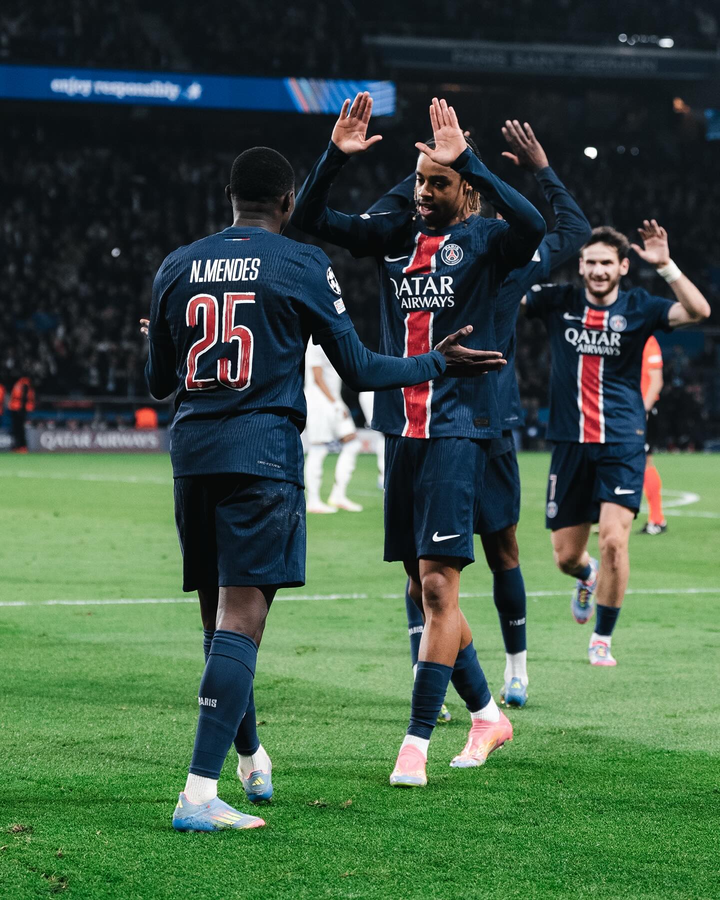 Thảm bại trước PSG, đội b&oacute;ng Anh vẫn tin sẽ v&agrave;o b&aacute;n kết Champions League- Ảnh 4.