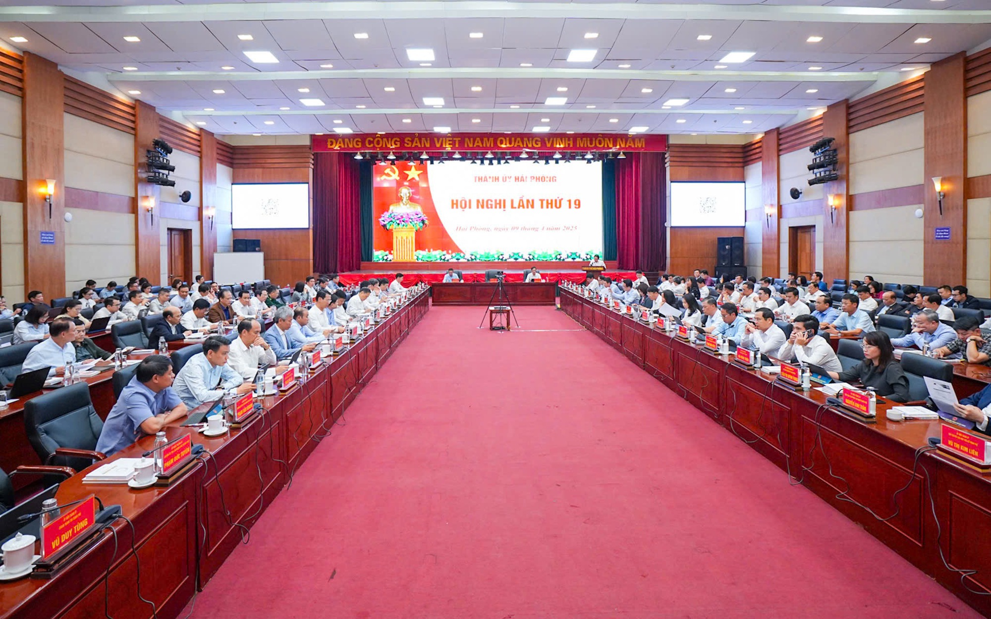 Nghiên cứu sáp nhập Hải Phòng và Hải Dương