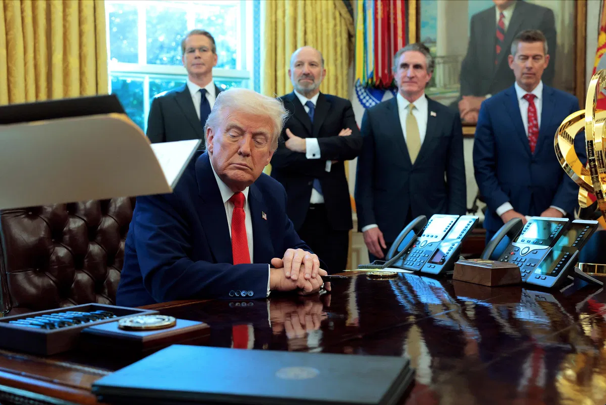 "Thảm họa thị trường tr&aacute;i phiếu" khiến Tổng thống Donald Trump ch&ugrave;n tay thuế quan?- Ảnh 1.
