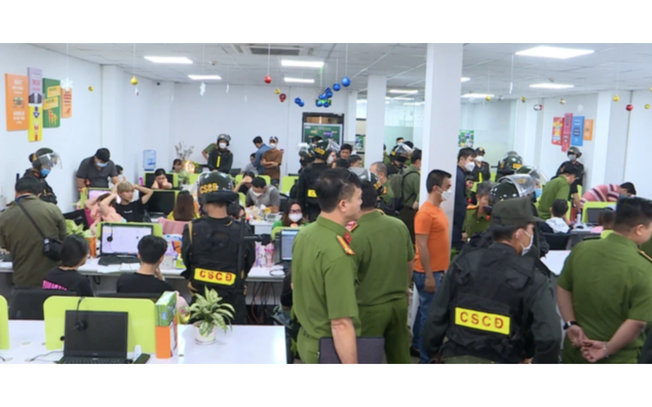 Cứ đặt hàng online ngay lập tức thông tin bị lộ, nhiều người bức xúc