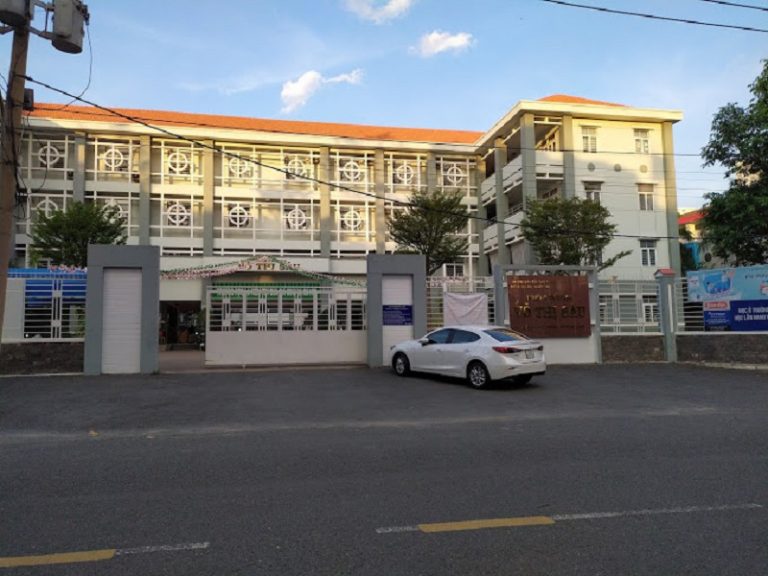 TP HCM: Một trường tiểu học có nhiều học sinh đau bụng, nghi bị ngộ độc thực phẩm- Ảnh 1.