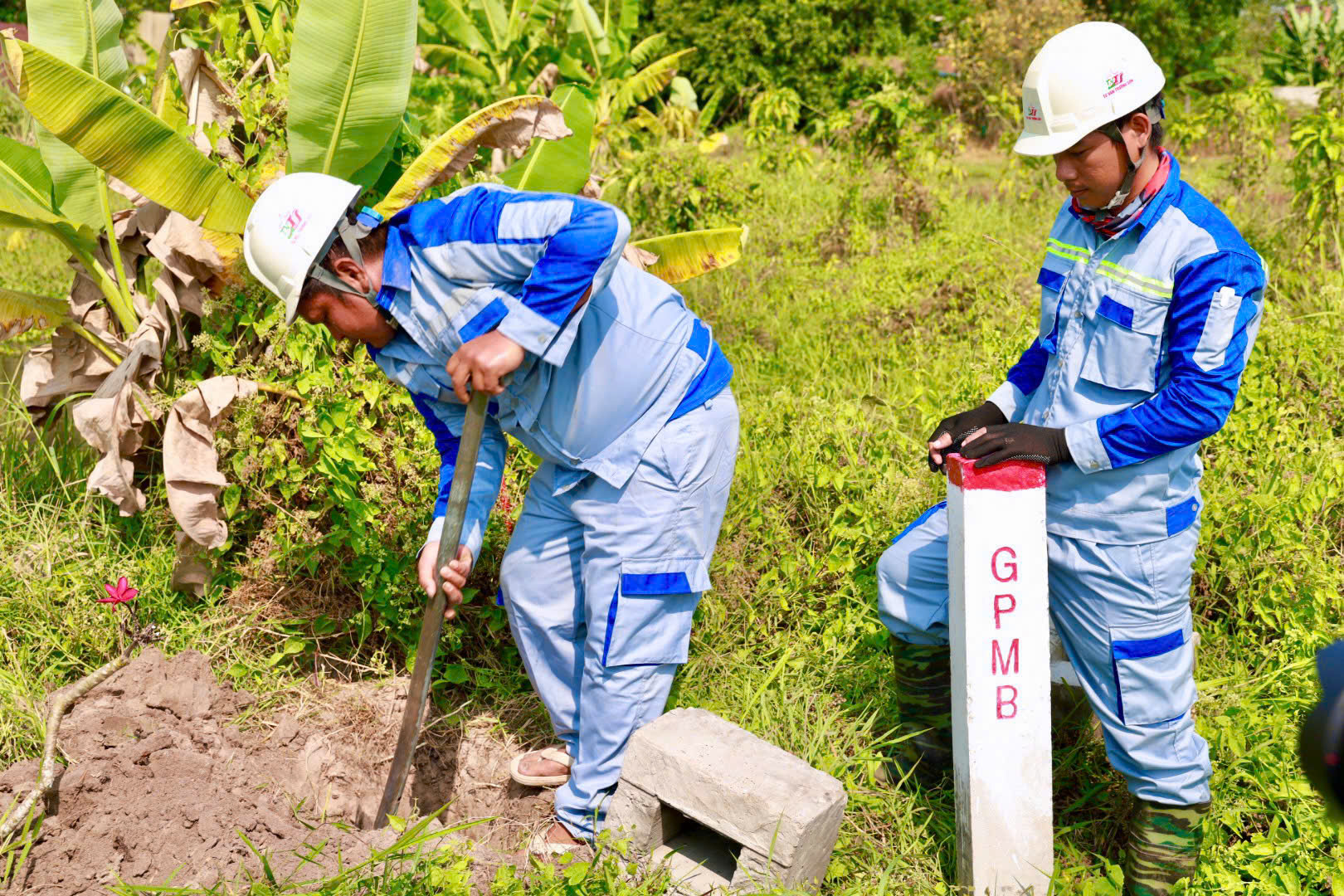 Gấp r&uacute;t mở lối về TP HCM đ&oacute;n lễ lớn 30-4- Ảnh 3.