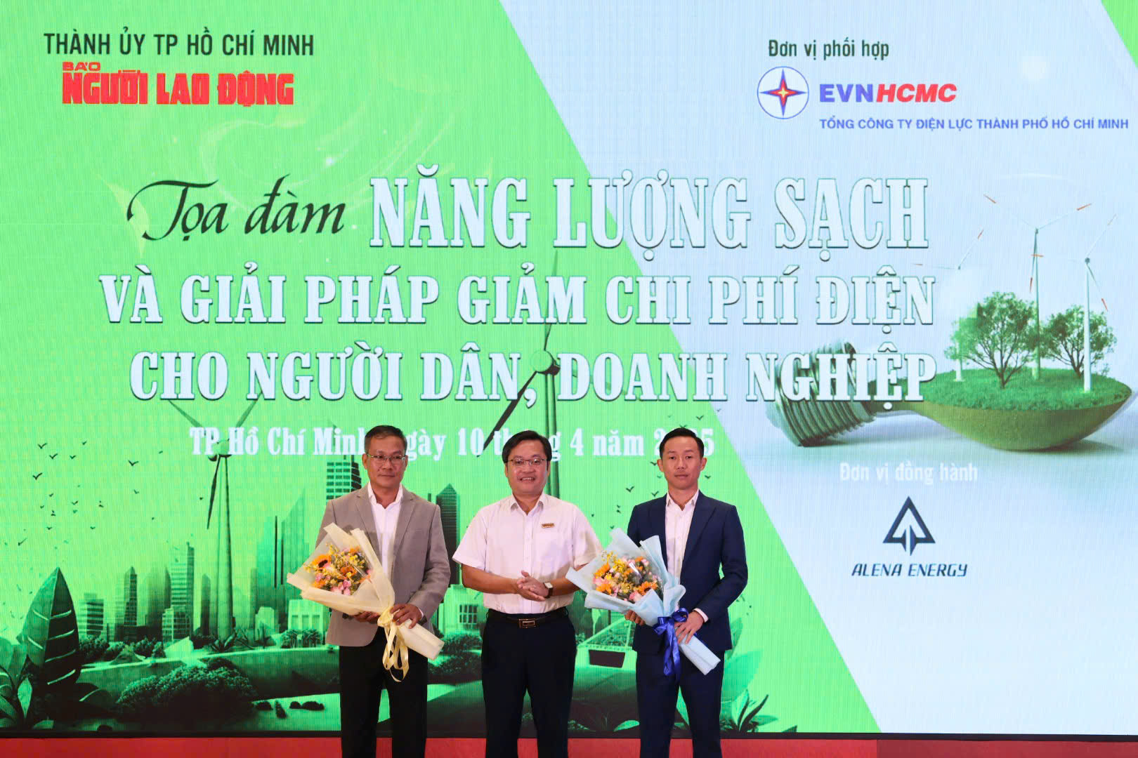 Điện mặt trời m&aacute;i nh&agrave; mang lại lợi &iacute;ch g&igrave; cho người d&acirc;n, doanh nghiệp?- Ảnh 1.