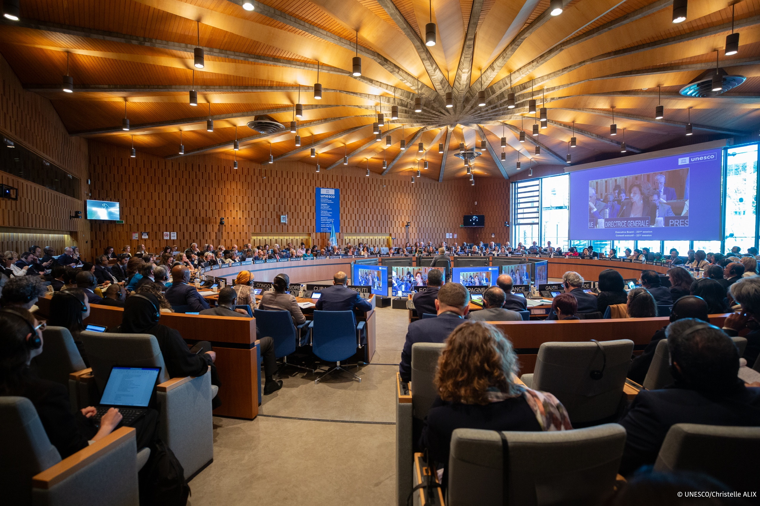 Bộ sưu tập của Nhạc sĩ Hoàng Vân được UNESCO ghi danh Di sản tư liệu thế giới- Ảnh 1.