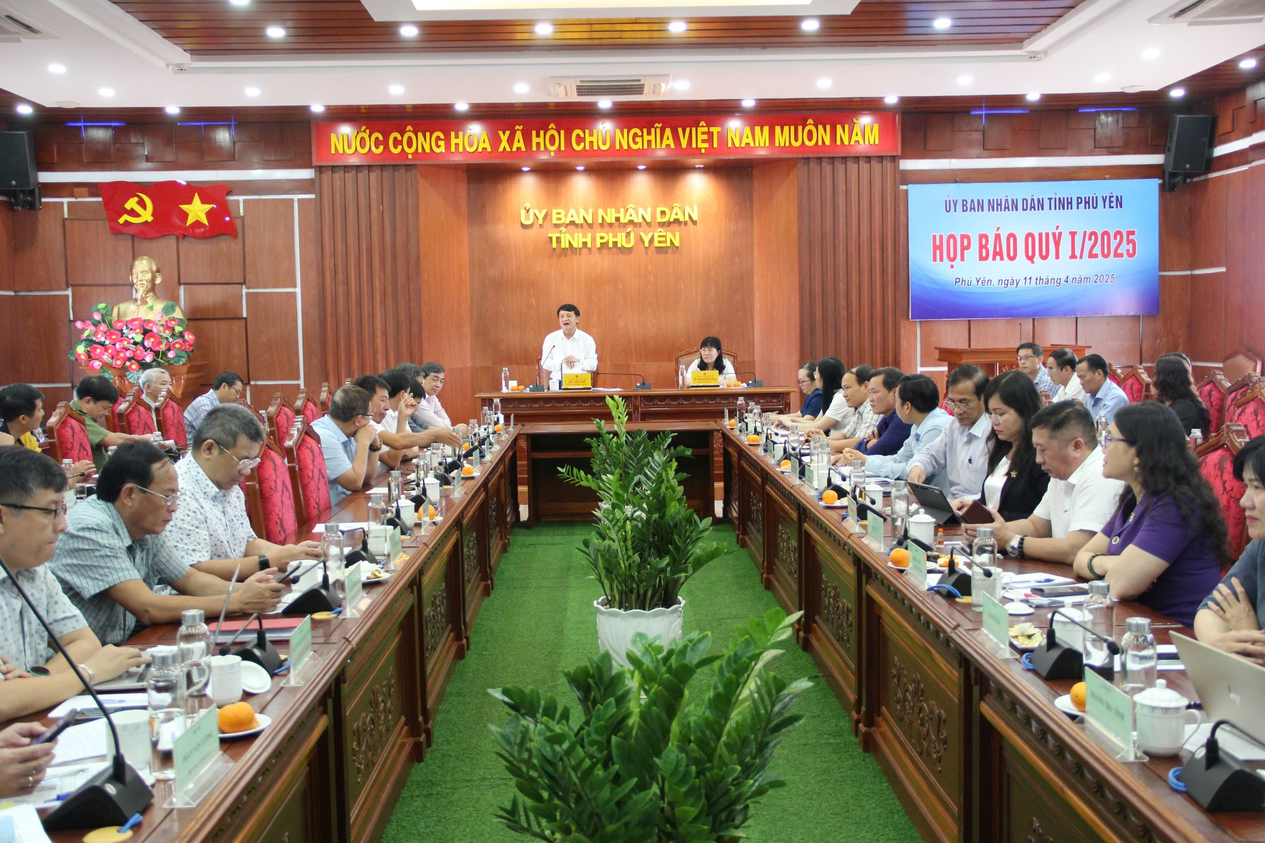 Ban Thường vụ Tỉnh ủy Đắk Lắk, Phú Yên sẽ họp bàn việc sáp nhập tỉnh- Ảnh 1.
