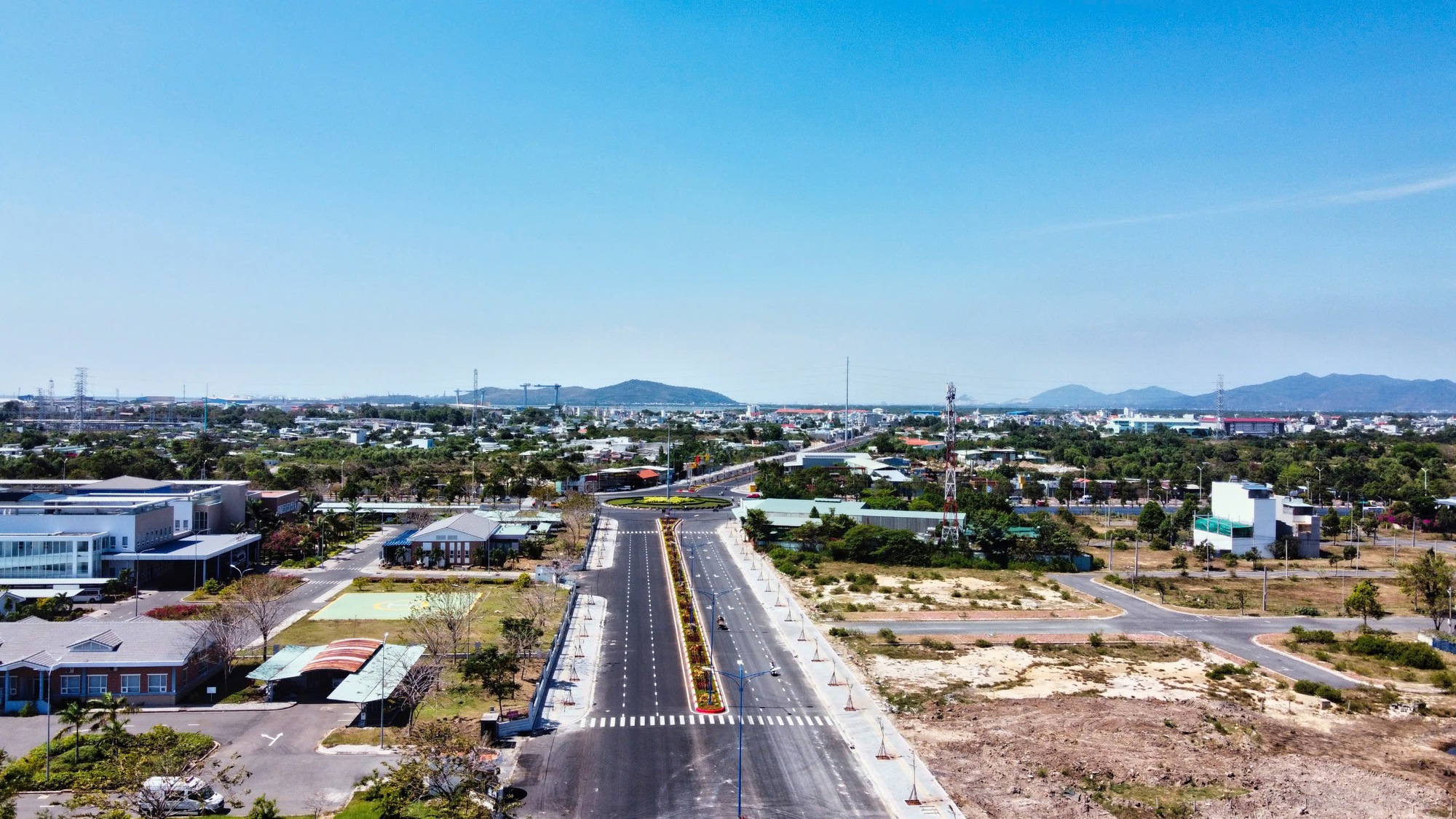 Đăng th&ocirc;ng tin c&ocirc;ng khai lựa chọn nh&agrave; đầu tư dự &aacute;n Bệnh viện đa khoa đối với khu đất 4,04ha- Ảnh 2.
