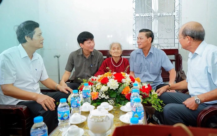 Hỗ trợ mỗi tổ dân phố 10 triệu đồng dịp kỷ niệm 70 năm Ngày Giải phóng Hải Phòng
