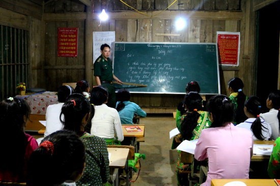 Gieo chữ ở v&ugrave;ng cao- Ảnh 1.