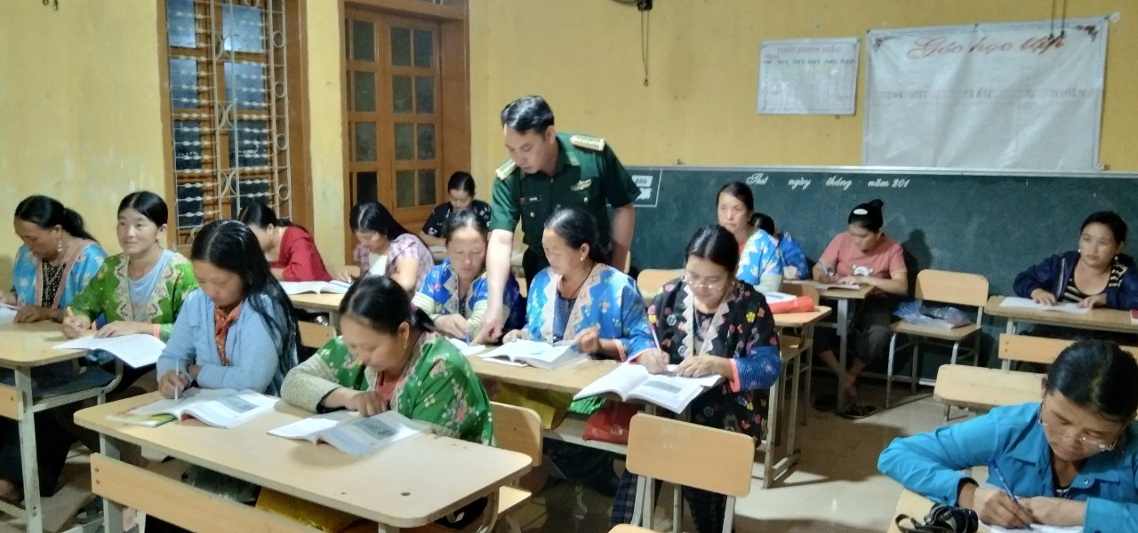 Gieo chữ ở v&ugrave;ng cao- Ảnh 2.