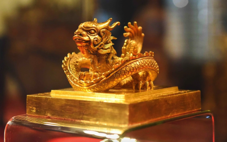 Cấm c&aacute;n bộ bảo t&agrave;ng m&ocirc;i giới, sưu tầm, kinh doanh di vật, cổ vật, bảo vật quốc gia- Ảnh 2.